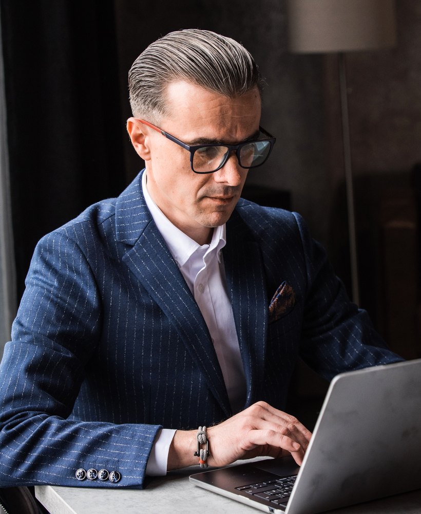 Pisari Pavel — маркетолог, аудит рекламы и персональное обучение по Zoom